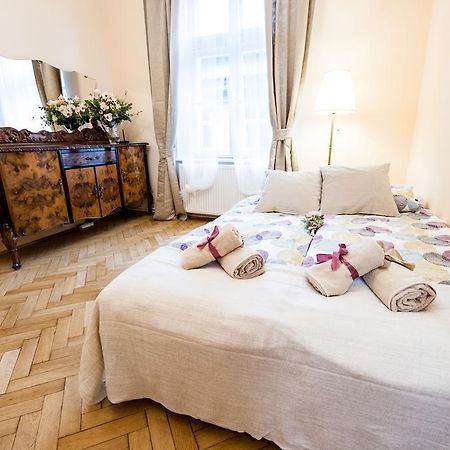 Apartments Roman كراكوفيا المظهر الخارجي الصورة